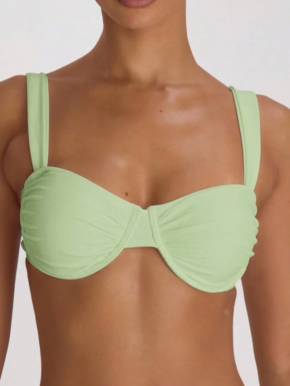 Musera Resort Underwire Ruched Bikini Top | Mint Green, Size M